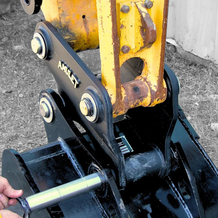 Amulet Mini-Hitch Excavator Manual Quick Coupler